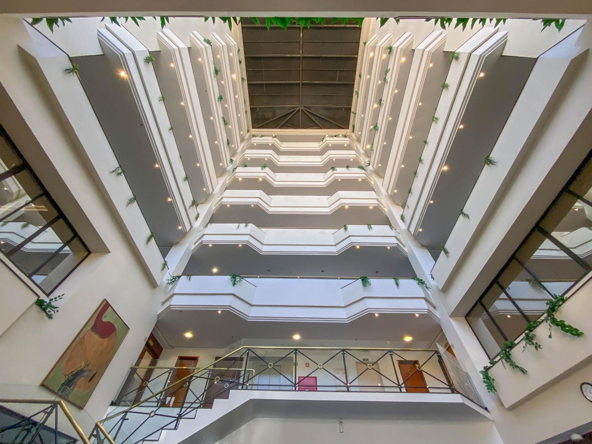 Crystal Plaza Hotel — Foto’s 2